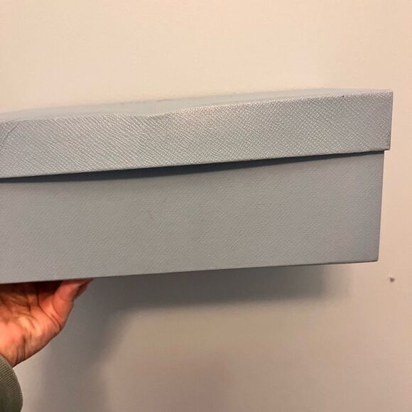 Prada Show Box - Picture 5 of 8